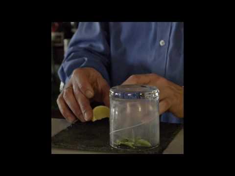 Getränke mit Gewürzen aromatisieren