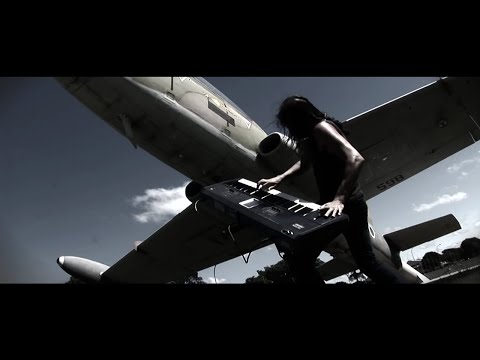 DANIEL PIQUÊ - OO (Official Music Video)