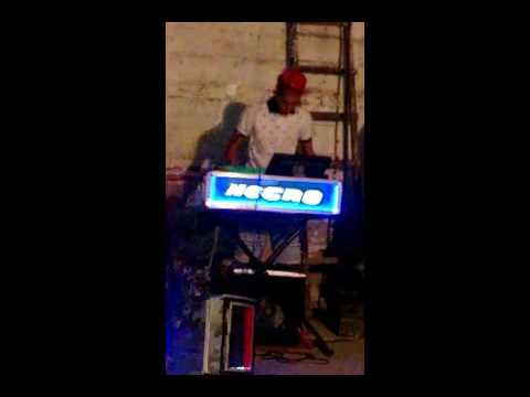 Negro mega concierto (la ranita)