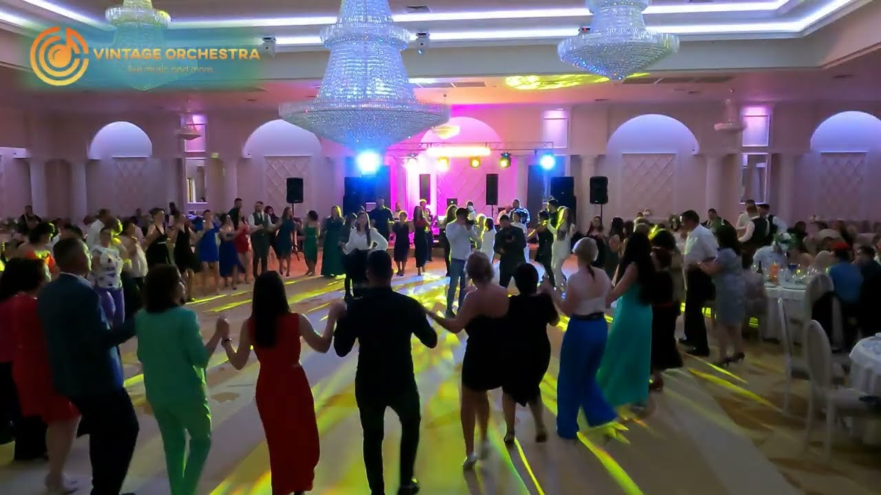 🎥Live 🎤 Roxana Sava ❌ Vintage Orchestra -  Uite-le Viorica de la Clejani  Cover👰🏼Formatie Nunta🤵🏻