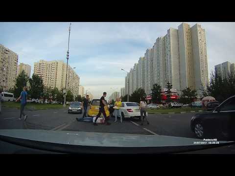 Нокаут после ДТП в Москве