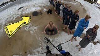 Walrus People entire winter losing their gold in this icy pit • ❌ FINDINGS