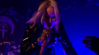 Alice Glass - Intro + Forgiveness [Live Melbourne 17th June 2018]