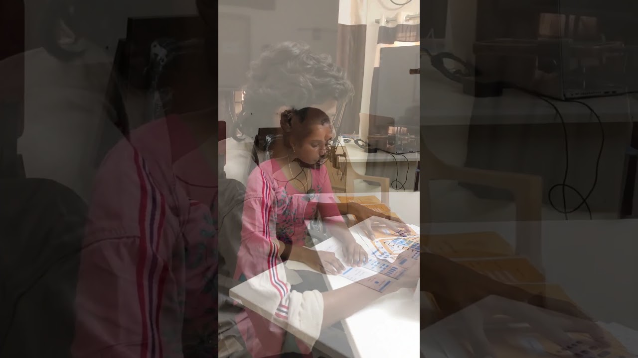 UXUI students paper prototype presentation