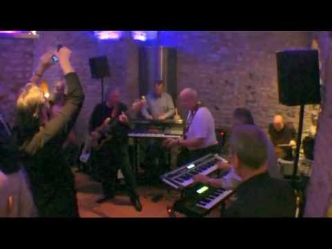 Flaming Bess LIVE -- Mythos -- 2-2011 Konzertmitschnitt