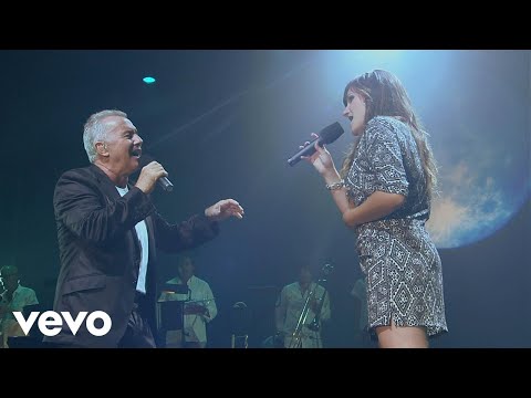 Victor Manuel con Rozalén - Luna (En Directo)