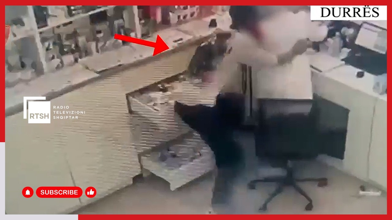 Kapet 45-vjeçari për vjedhje në Durrës/ Shihni momentin kur futet me shpejtësi, kap me forcë farmacisten dhe e shtrin në tokë
