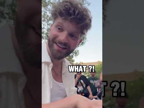 Una niña de 3 años pide a un pianista en la calle, que toque "My heart will go on"