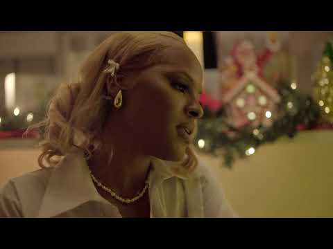 Teenear & Ronnie V. - Lonely At Christmas (Official Music Video)