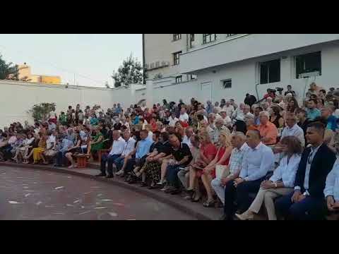 Actorul Dorel Vișan și flautistul Ionuț Ștefănescu la redeschiderea Grădinii de Vară