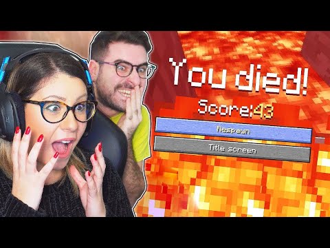 LA MIA RAGAZZA GIOCA A MINECRAFT PER LA PRIMA VOLTA!