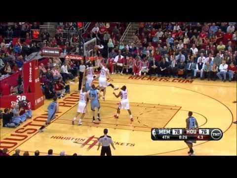 Jerryd Bayless scores on a beautiful drive and goes down on the floor - Grizzlies @ Rockets 26-12-13