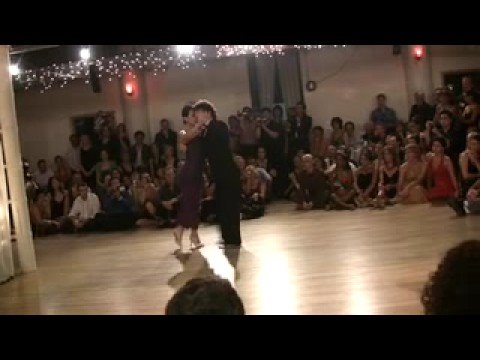  Dana Frigoli  and  Pablo Villarraza  are  dancing  to  the  tango  "  Sinsabor  "