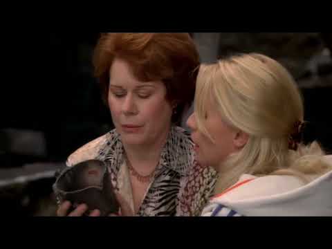 Martha Helps Edie And Finds A Measuring Cup - Desperate Housewives 1x02 Scene