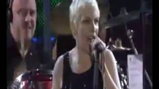 Annie Lennox - Smithereens (Live)