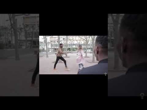 QUAND TU ECOUTE DE LA MUSIQUE