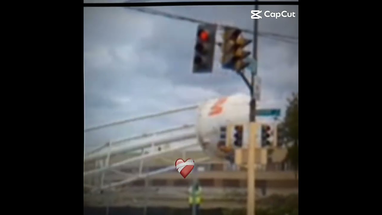 3m water tower Credit: @Escomarine3