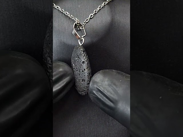 اكسسوار تعليقة حجر لافا البركاني