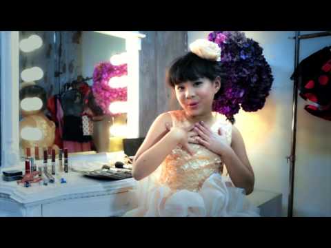 Ellyn Clarissa - Nang Neng Nong (Official Music Video)