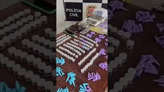 Polícia Civil encontra imóvel usado para guardar drogas e prende jovem em Ilha Comprida.