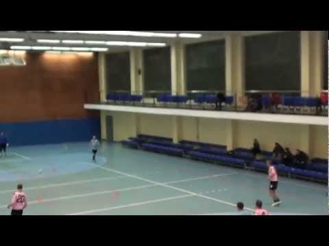 USB - Akela Kļūdijās (2012-20130 Macron 0-4)