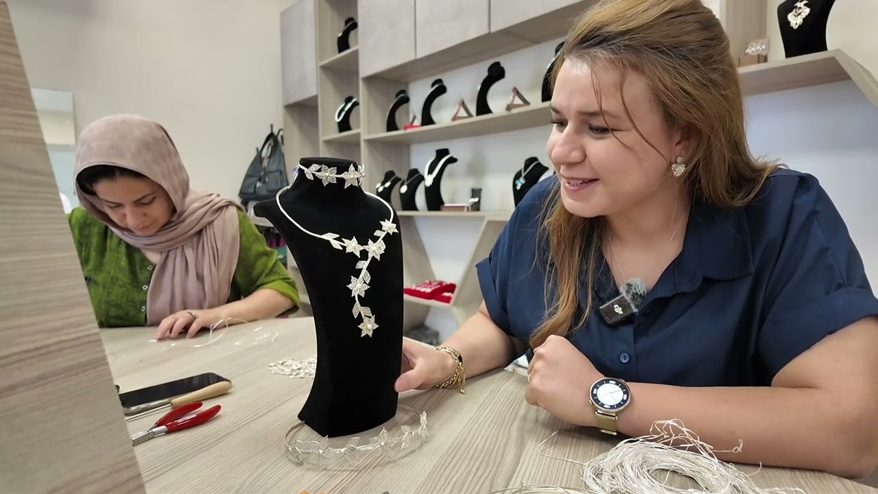 ŞANLIURFALI KADINLAR HEM SANAT ÖĞRENİYOR HEM DE MESLEK SAHİBİ OLUYOR