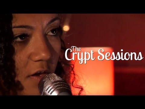 Elsa Chapman - Mr Say It All // The Crypt Sessions