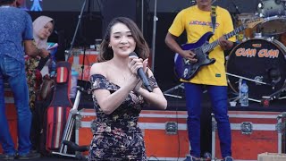 Download lagu VIRAL BOS ANGKRINGAN SAWER DIFARINA INDRA PAKE UANG DOLLAR| LIVE SHOW OM' ADELLA BANDUNG TEH ITA mp3 Download lagu VIRAL BOS ANGKRINGAN SAWER DIFARINA INDRA PAKE UANG DOLLAR| LIVE SHOW OM' ADELLA BANDUNG TEH ITA mp3