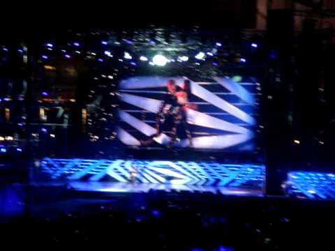 121123 SMTOWN Live World Tour III in Singapore - BoA 2[Fancam]