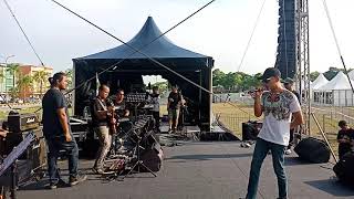 Download lagu Andi Bernadee - Satu Peluang mp3 Download lagu Andi Bernadee - Satu Peluang mp3