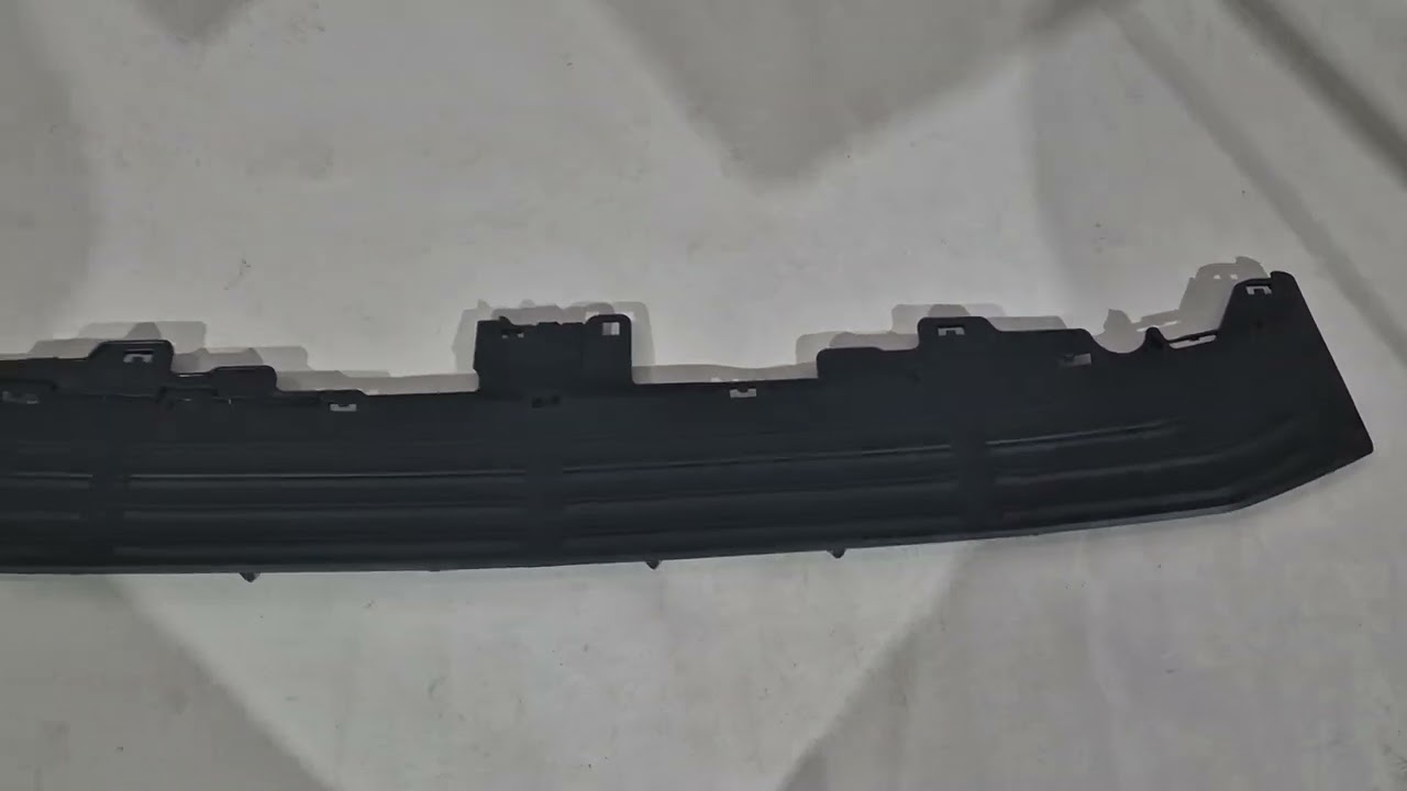 Lexus GX460 2009–2023 Beskyttelsesliste til bagkofanger (øverste, facelift) Video 1