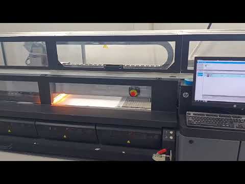 HP Latex 3200 P240808067