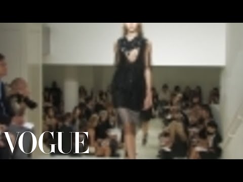 Fashion Show - Vera Wang: Spring 2010 Ready-to-Wear