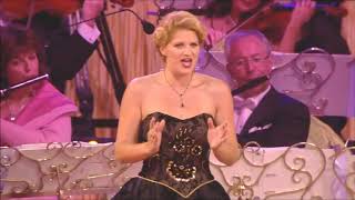 André Rieu and Mirusia Louwerse   Don&#39;t Cry For Me Argentina from Evita