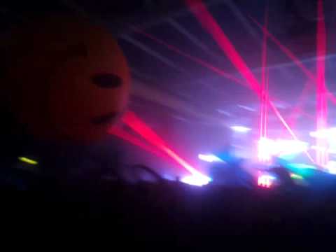 Aphex twin Bang face 2012  wild!