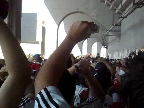 "RIVER PLATE VS CHACARITA - APERTURA 2009 - FECHA 2" Barra: Los Borrachos del Tablón • Club: River Plate