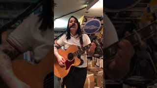 Lucy spraggan puppy dog eyes live from banquet records 1/2/17