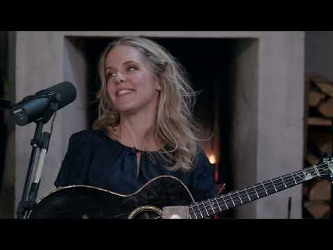 NORDIC SESSIONS - LÅNGBACKA/BÅDAGÅRD meets SOFIA KARLSSON