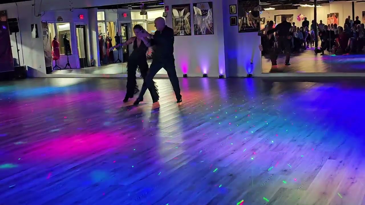 Fabulous Bachata by Rosario & Alina at Spotlight Night 2025