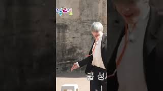 Download lagu hueningkai dancing gotta go by Chungha #kpop #txt #hueningkai #tomorrow_x_together #chungha mp3