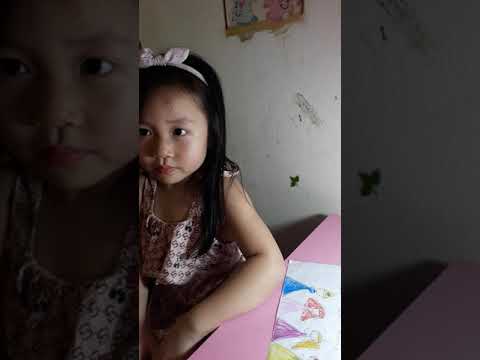 Tell a story about Ariel the mermaid - Hamy