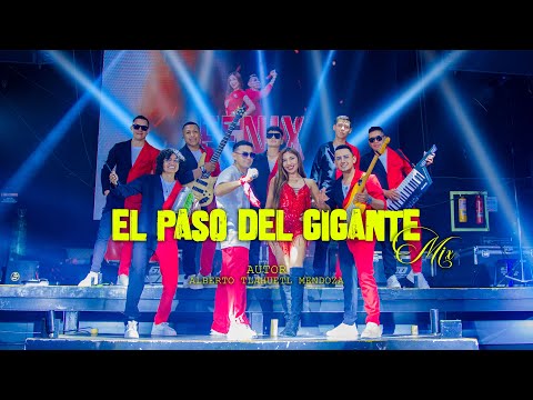 EL PASO DEL GIGANTE MIX - FÉNIX DE FUEGO