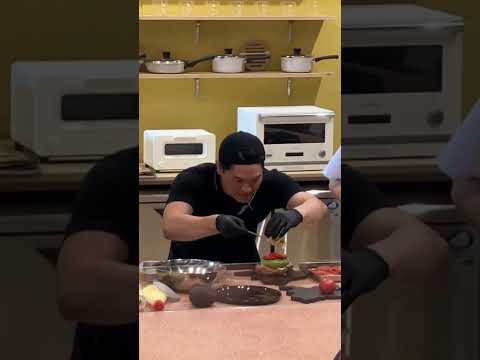 国際学科 Collaboration between Bayashi and Gunma Prefecture, Japan. 【 バヤシ✖︎群馬県の料理コラボ動画（群馬県庁31階 ギンガム） 】