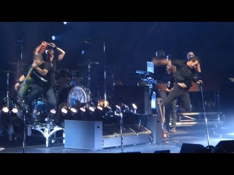 Pearl Jam: Lightning Bolt → Porch [HD] 2013-10-16 - Worcester, MA