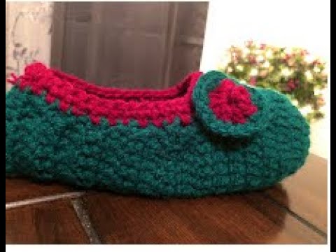 ASMR- Mama crochet 🧶🎄Soft-spoken