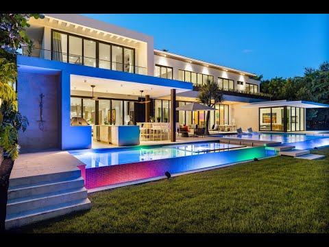 The Jills Zeder Group presents 540 Leucadendra Dr, Coral Gables, FL 33156, USA