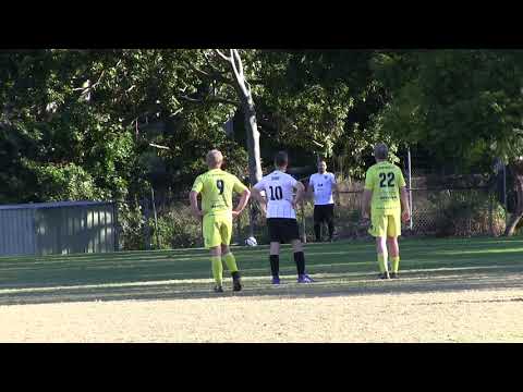 Clairvaux FC - 2021 O'35 Div 5 R9 vs Wynnum Wolves