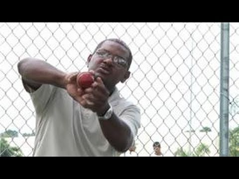 Cricket : How to Bowl a Googly in Cricket