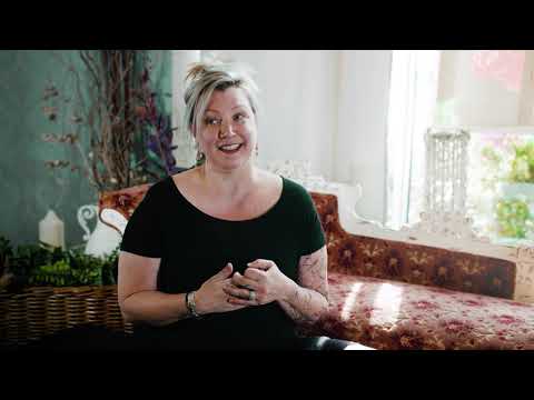 Exploring Main Street - Cailuan Gallery