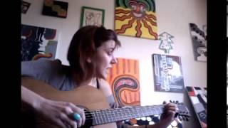 camille ; la jeune fille aux cheveux blancs